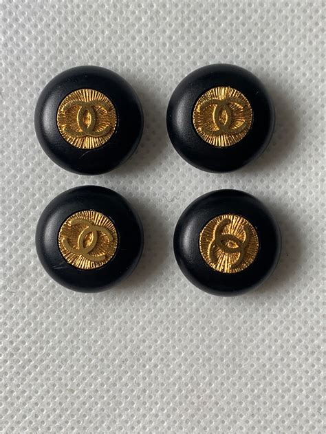 how to tell authentic chanel buttons